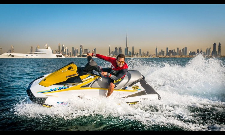 Planning to Jet Ski in Dubai? How to Stay Safe and Follow Rules
